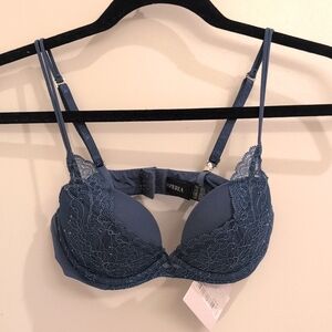 La Perla us 32 sz1 blue push up bra NWT